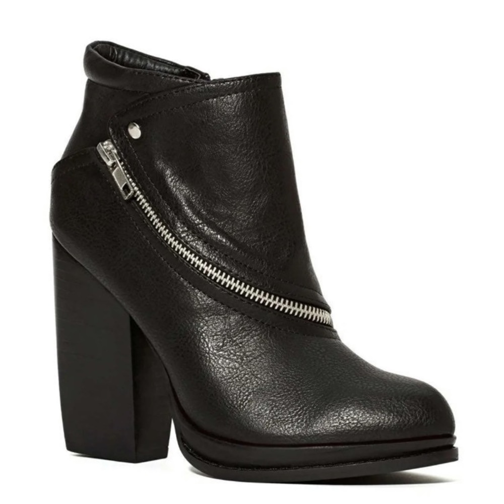 Nasty Gal Leather Ankle Boots Sz 7